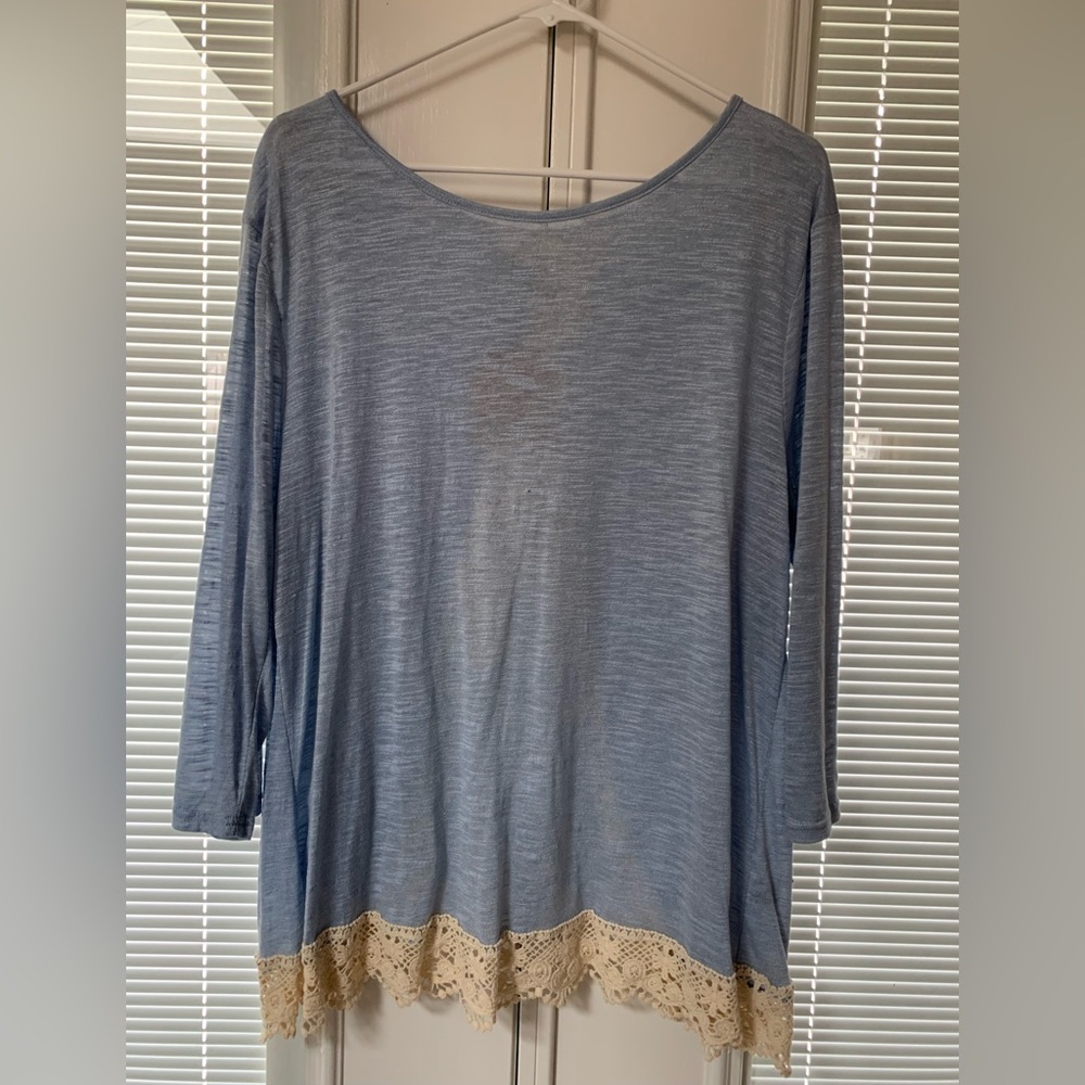 Kori 3/4 Sleeve Open-Back Tunic
